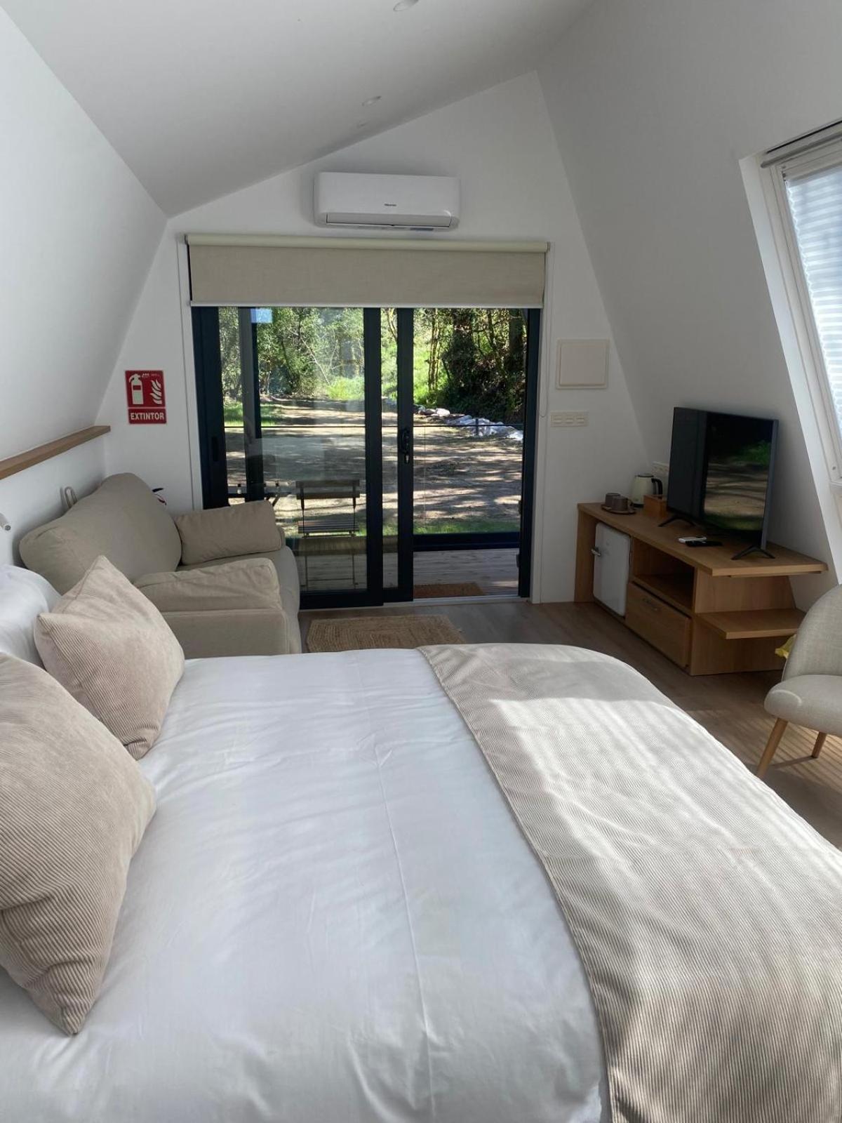 Luar Do Sarela & Suites Conjo Exterior photo