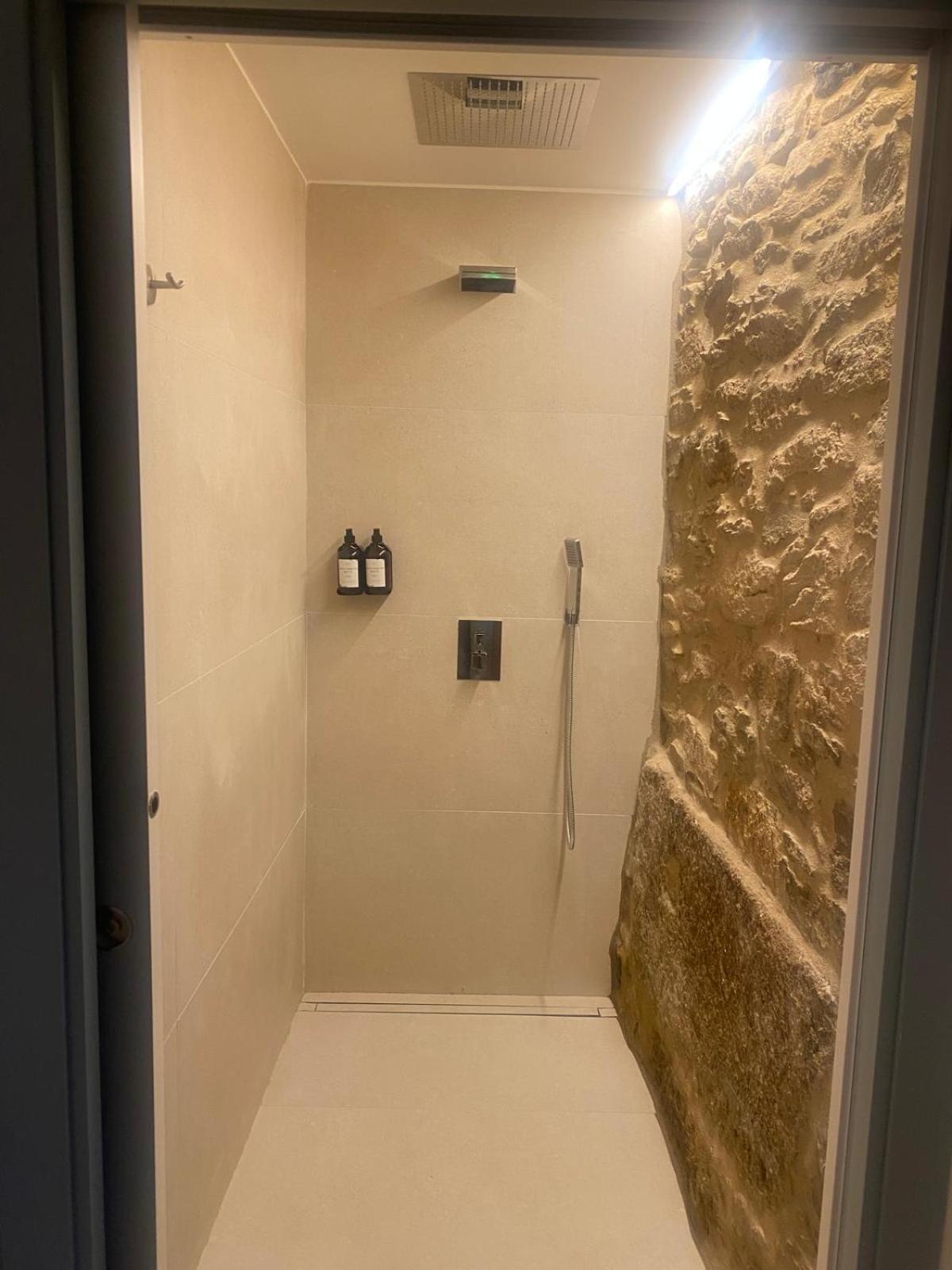 Luar Do Sarela & Suites Conjo Exterior photo