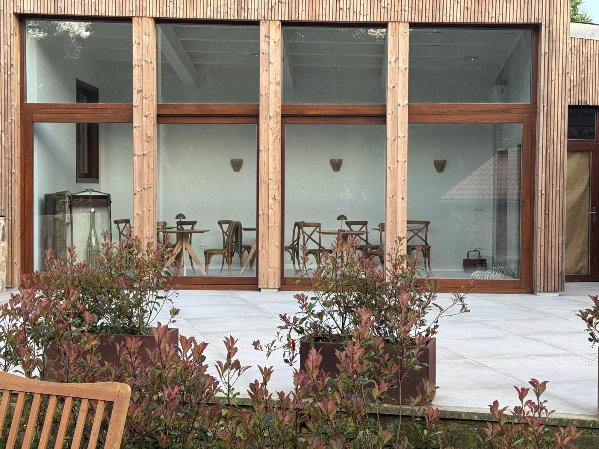 Luar Do Sarela & Suites Conjo Exterior photo